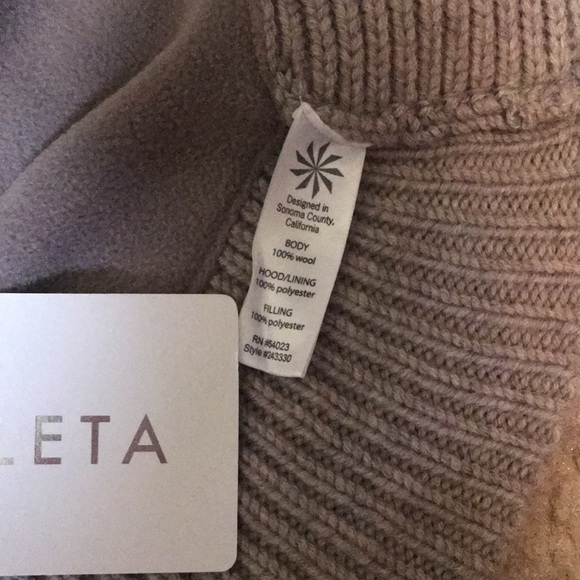 ๐ธNWOT๐ธ ATHLETA ATTICA Wool Hooded Sweater Coat Jacket Hooded Zip~small~Taupe
B1 - Picture 8 of 9